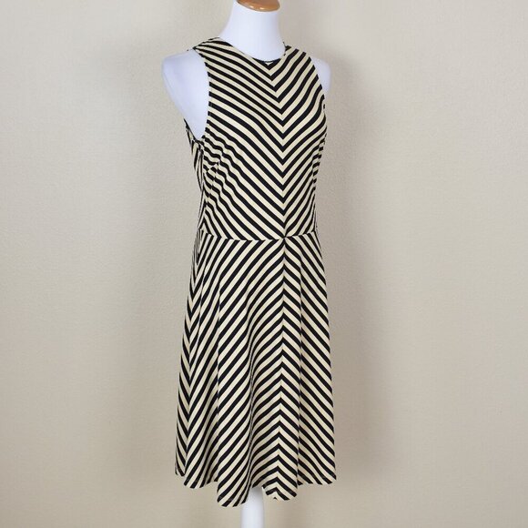 J. McLaughlin Courtney Chevron Stripe Jersey Dress - M - Picture 9 of 10